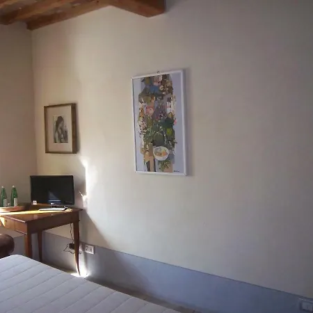 Bed & Breakfast La Del Vino Nobile 4*